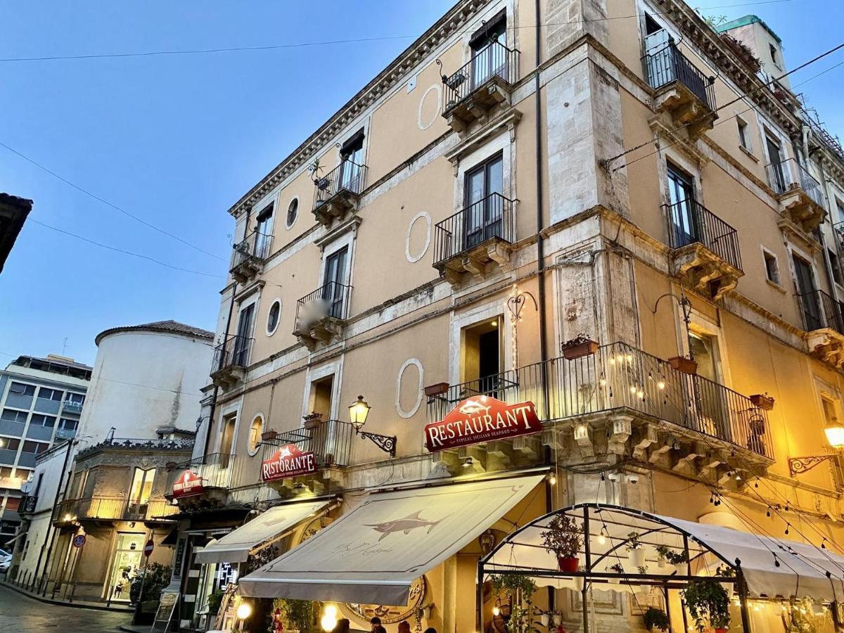 La Maison Del Bell'Antonio - Catania Downtown Екстер'єр фото