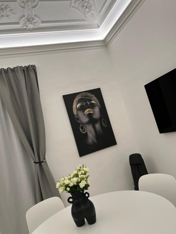 La Maison Del Bell'Antonio - Catania Downtown Екстер'єр фото